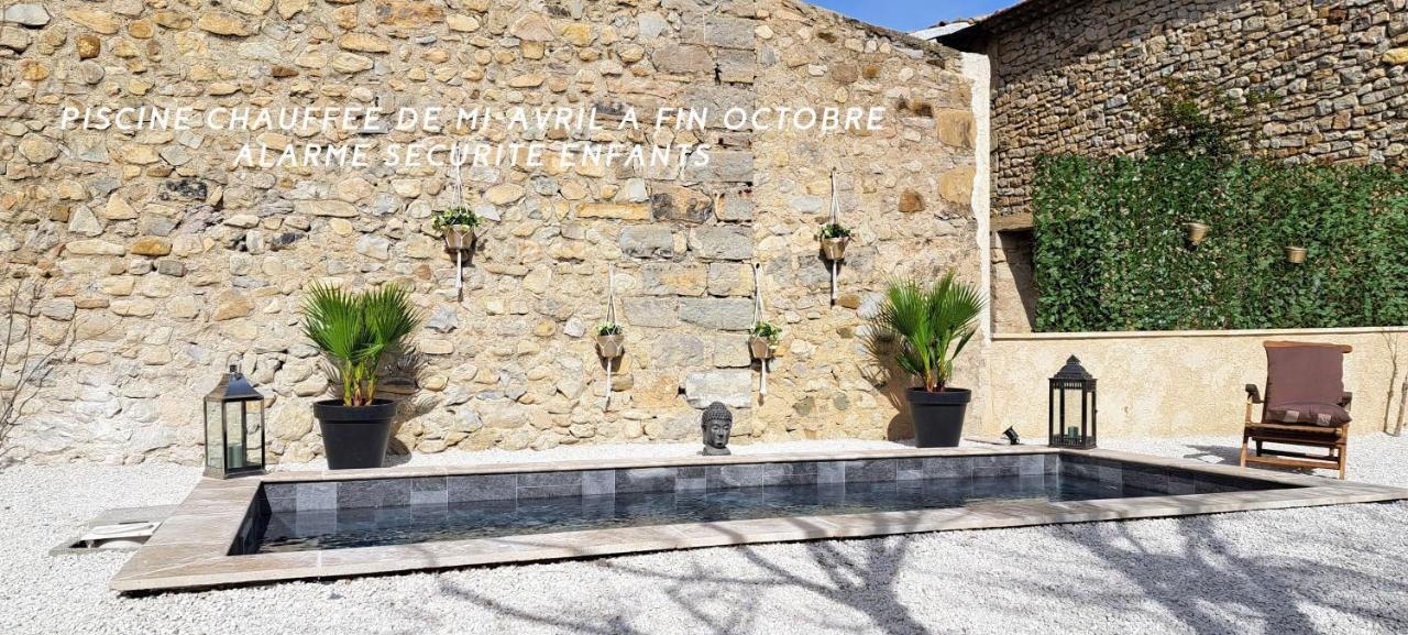 Mazet En Provence Pour 4, Piscine Chauffee Privee, Jardin Clos Prive, Barbecue, Chiens Admis Sainte-Jalle Luaran gambar