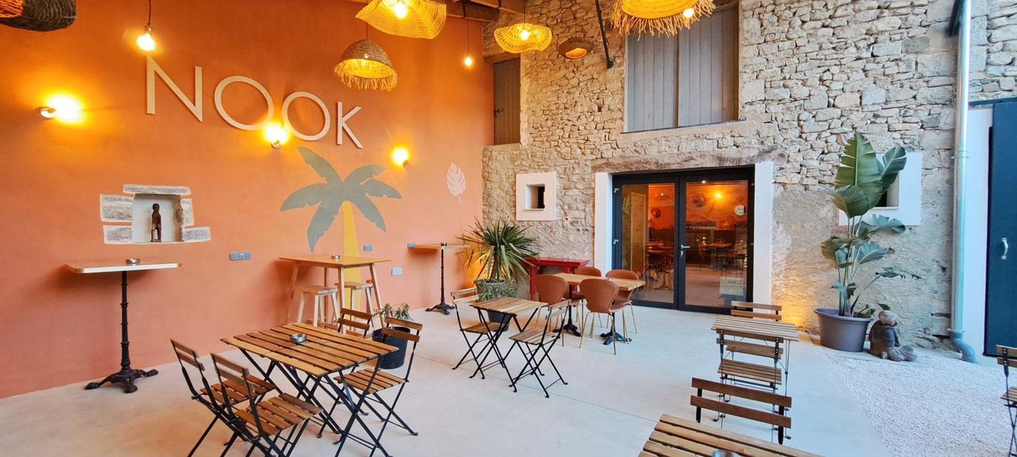 Mazet En Provence Pour 4, Piscine Chauffee Privee, Jardin Clos Prive, Barbecue, Chiens Admis Sainte-Jalle Luaran gambar